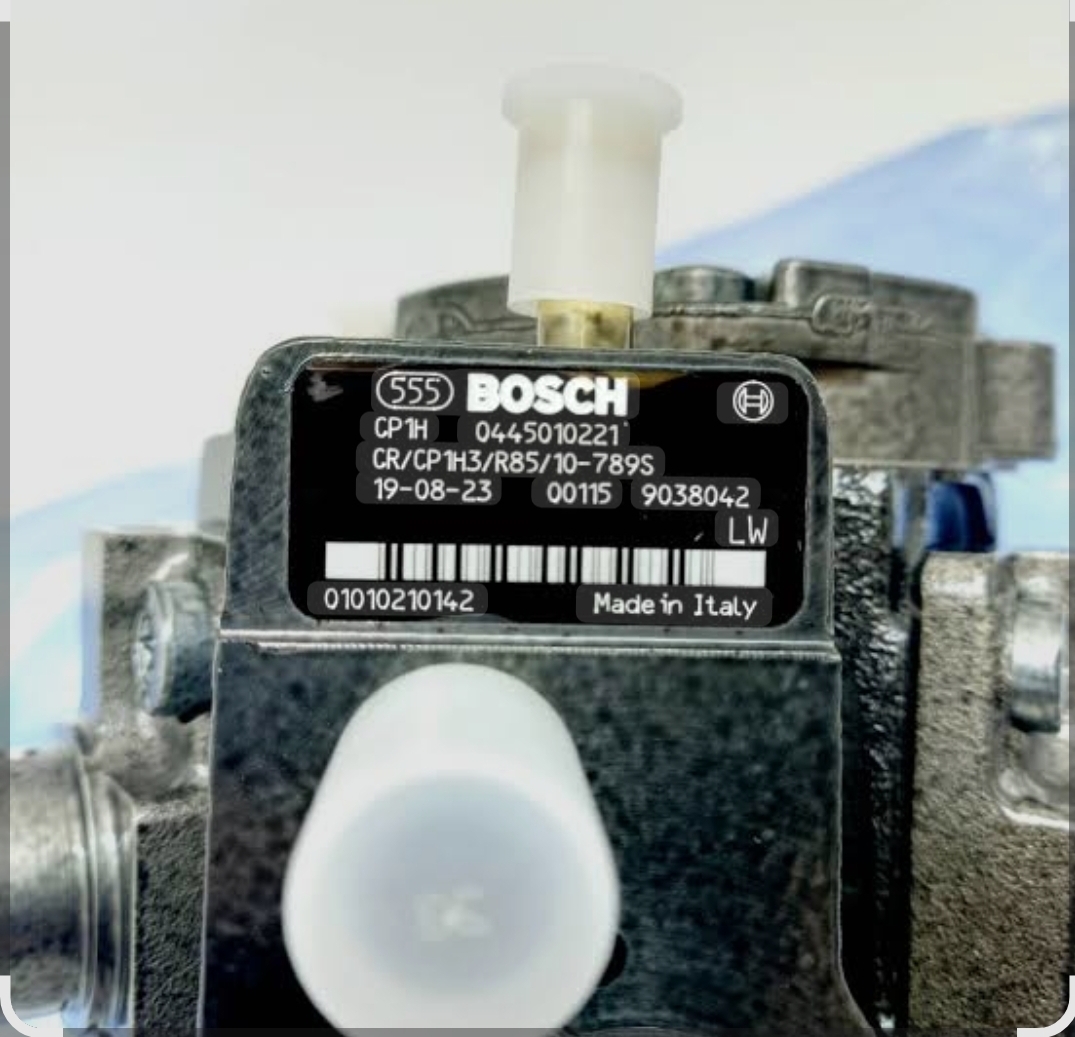پمپ  گازوئیل نیسان BOSCH